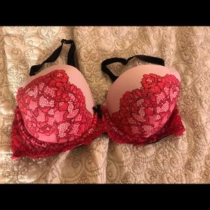 Victoria’s Secret bra